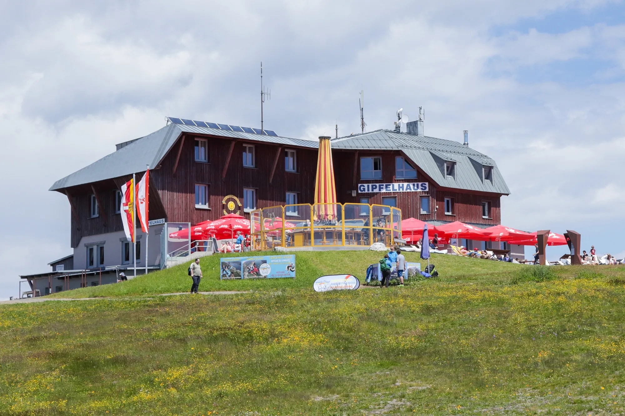 Gerlitzen Gipfelhaus im Sommer