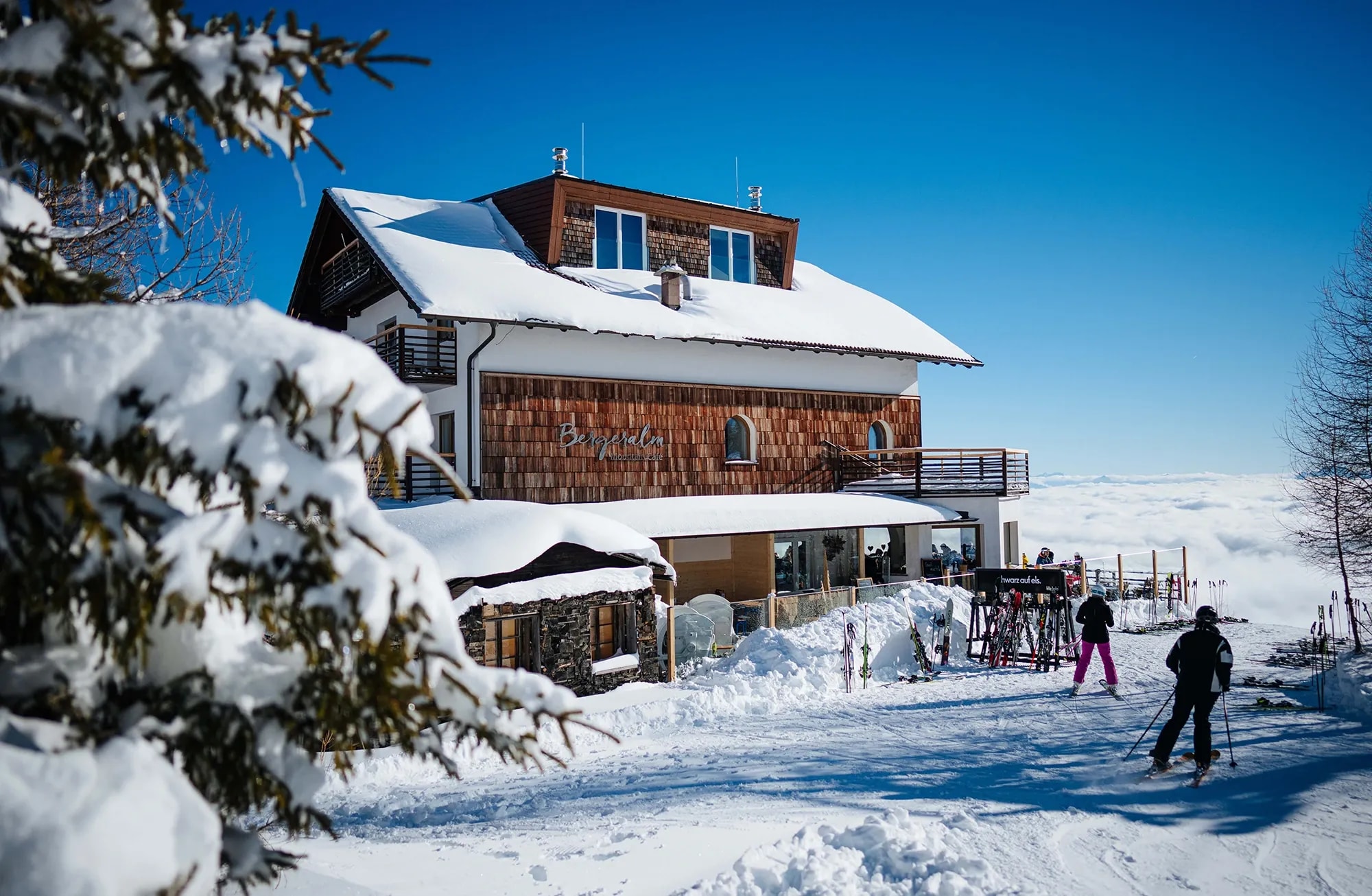Bergeralm Mountain Cafe auf der Gerlitzen Alpe
